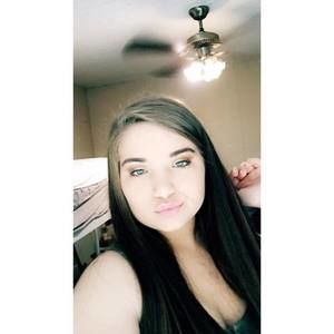 Meet your Posher, Briana